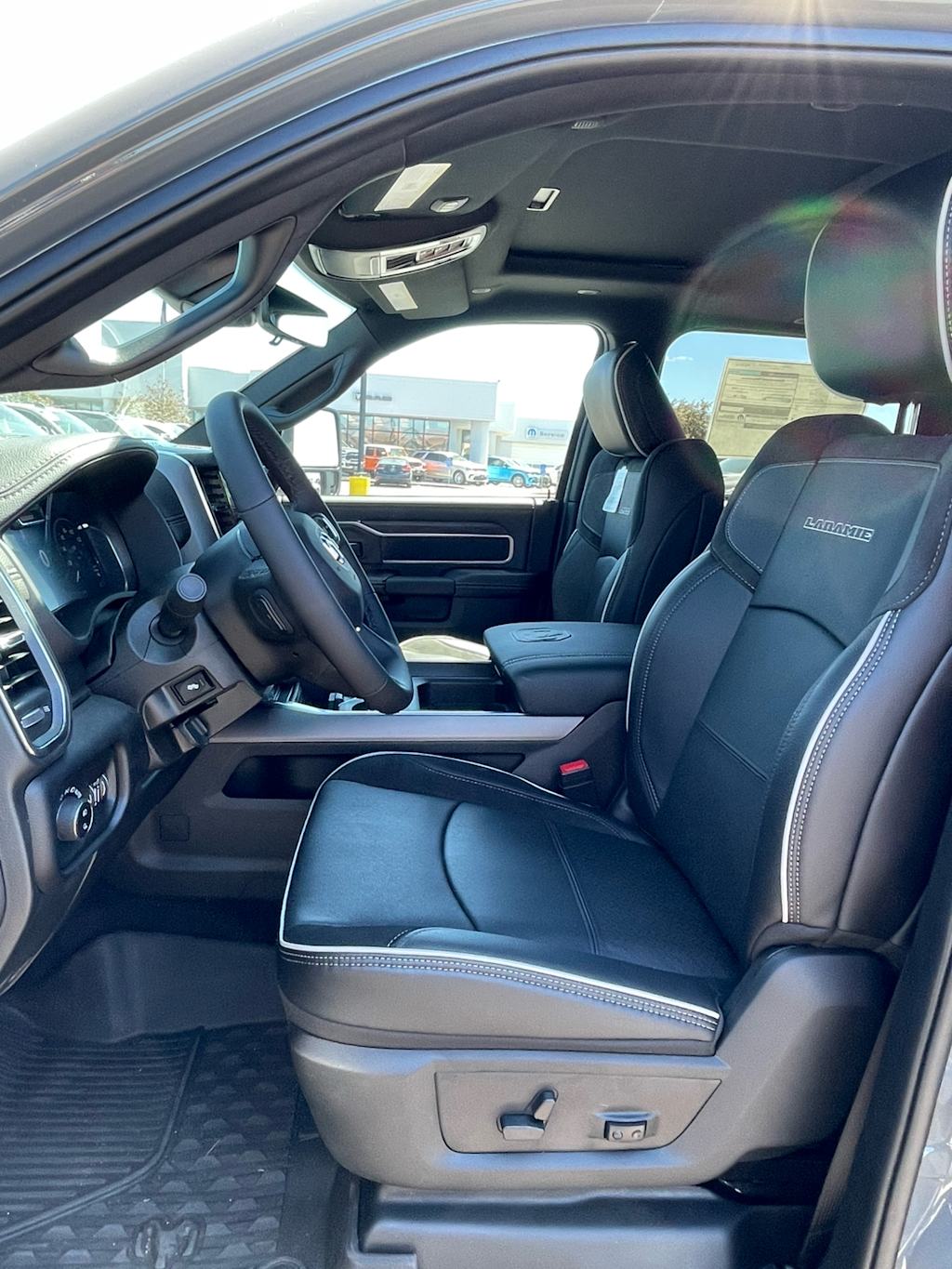 Thumbnail: 2026 RAM 3500 - 29