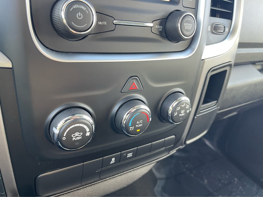 Thumbnail: 2022 RAM 1500 - 19