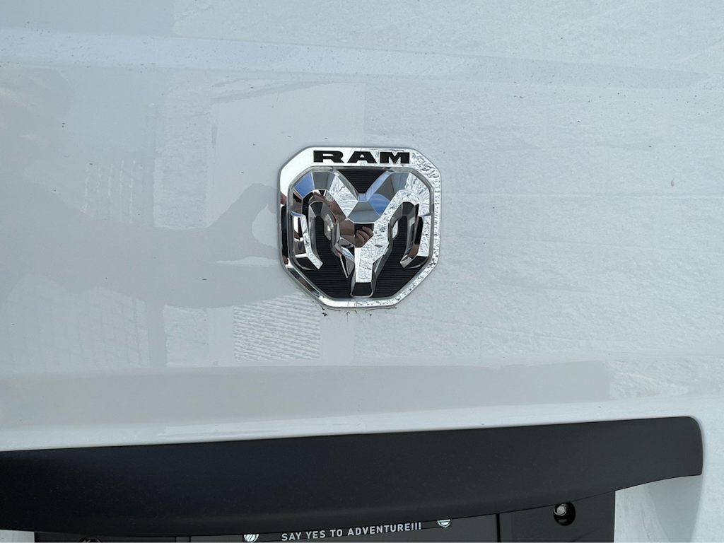 2023 RAM ProMaster 2500 18