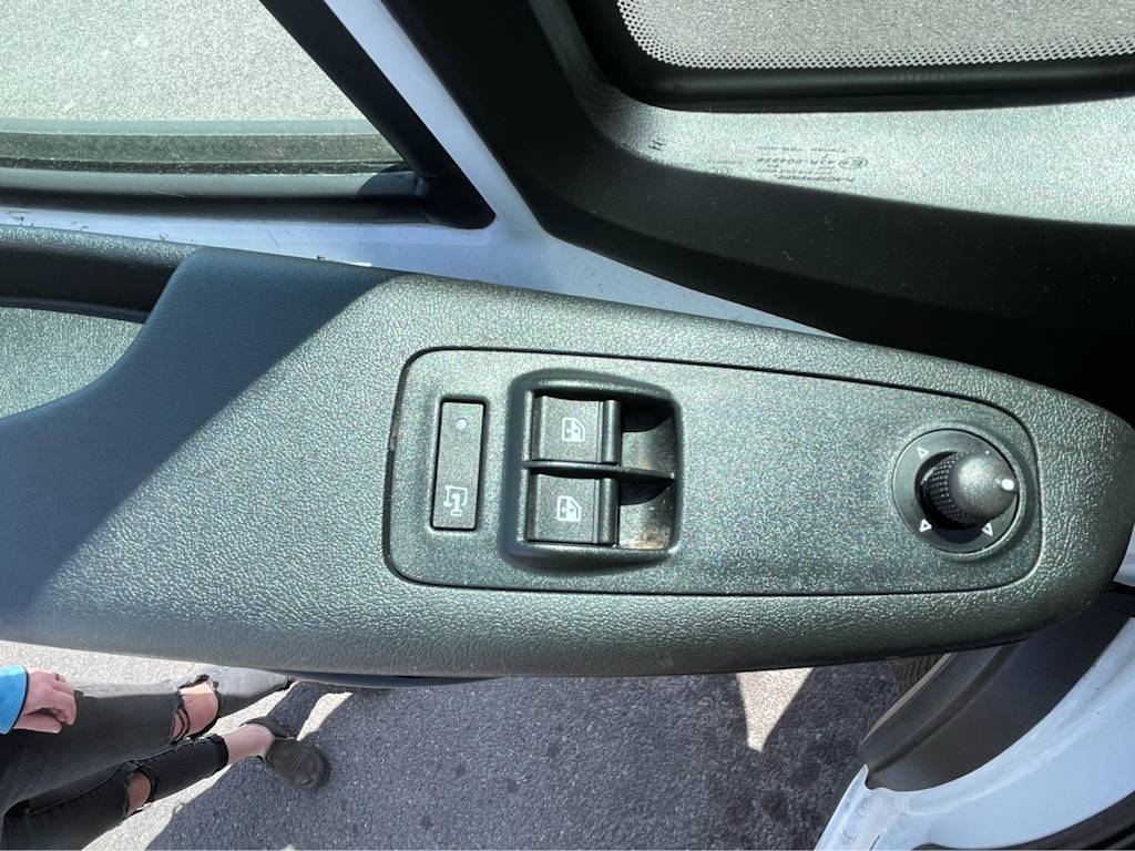 2023 RAM ProMaster 2500 23