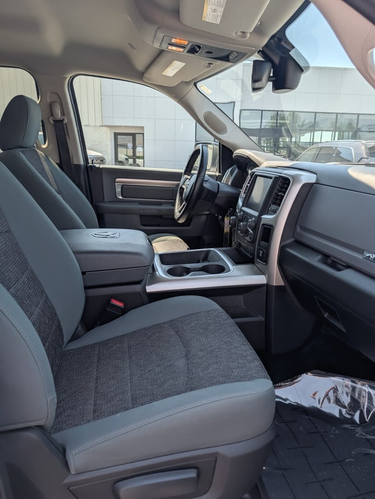 Thumbnail: 2017 RAM 1500 - 9