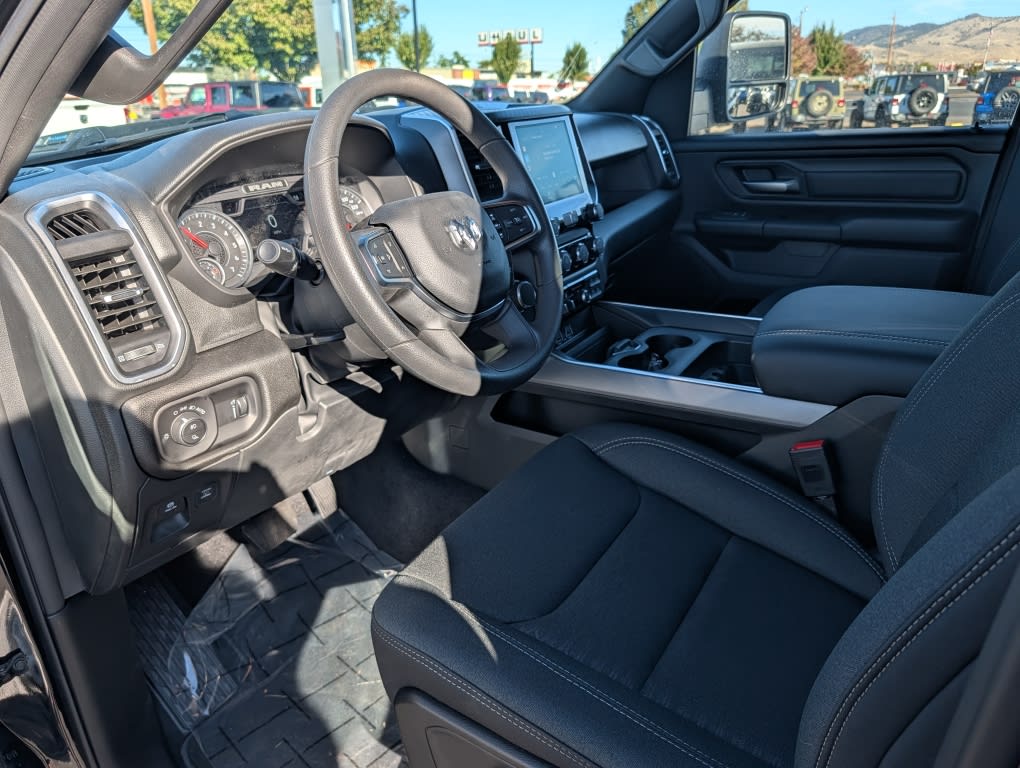 Thumbnail: 2026 RAM 1500 - 2