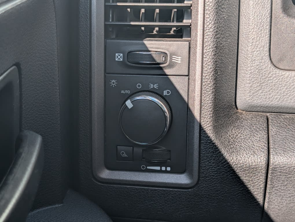 Thumbnail: 2013 RAM 2500 - 25