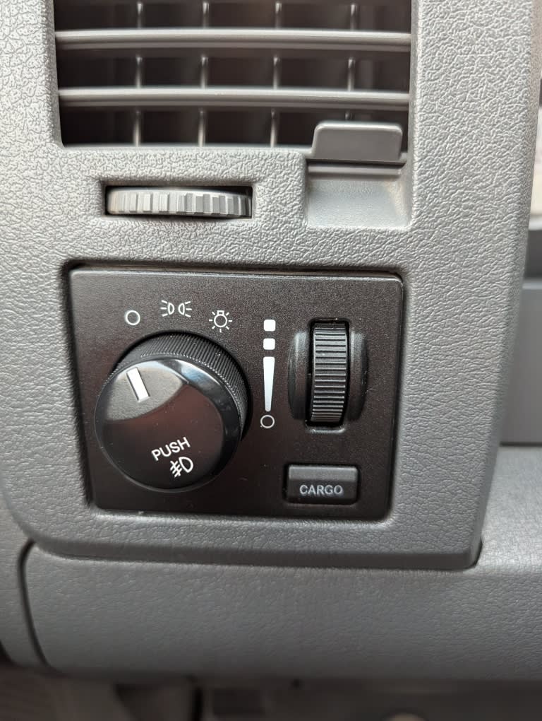 Thumbnail: 2009 Dodge Ram 3500 - 26