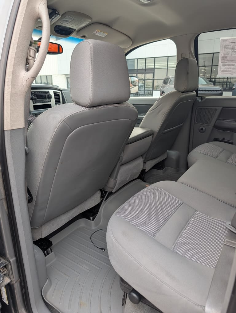 Thumbnail: 2009 Dodge Ram 3500 - 29