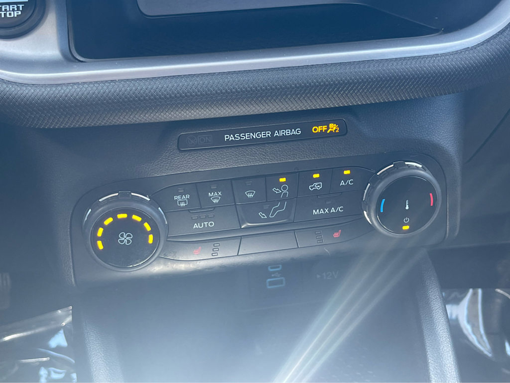 Thumbnail: 2022 Ford Bronco Sport - 17
