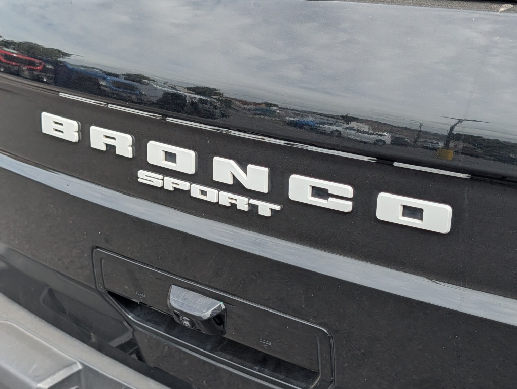 Thumbnail: 2025 Ford Bronco Sport - 11