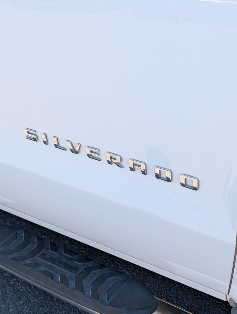 Thumbnail: 2018 Chevrolet Silverado 1500 - 12
