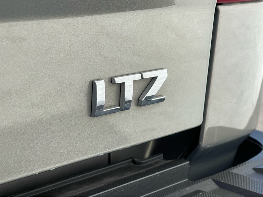 Thumbnail: 2017 Chevrolet Silverado 1500 - 6