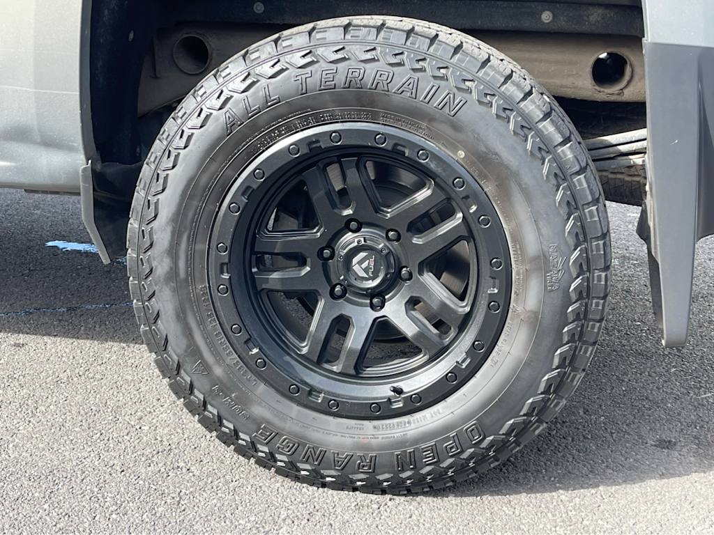 Thumbnail: 2017 Chevrolet Silverado 1500 - 7