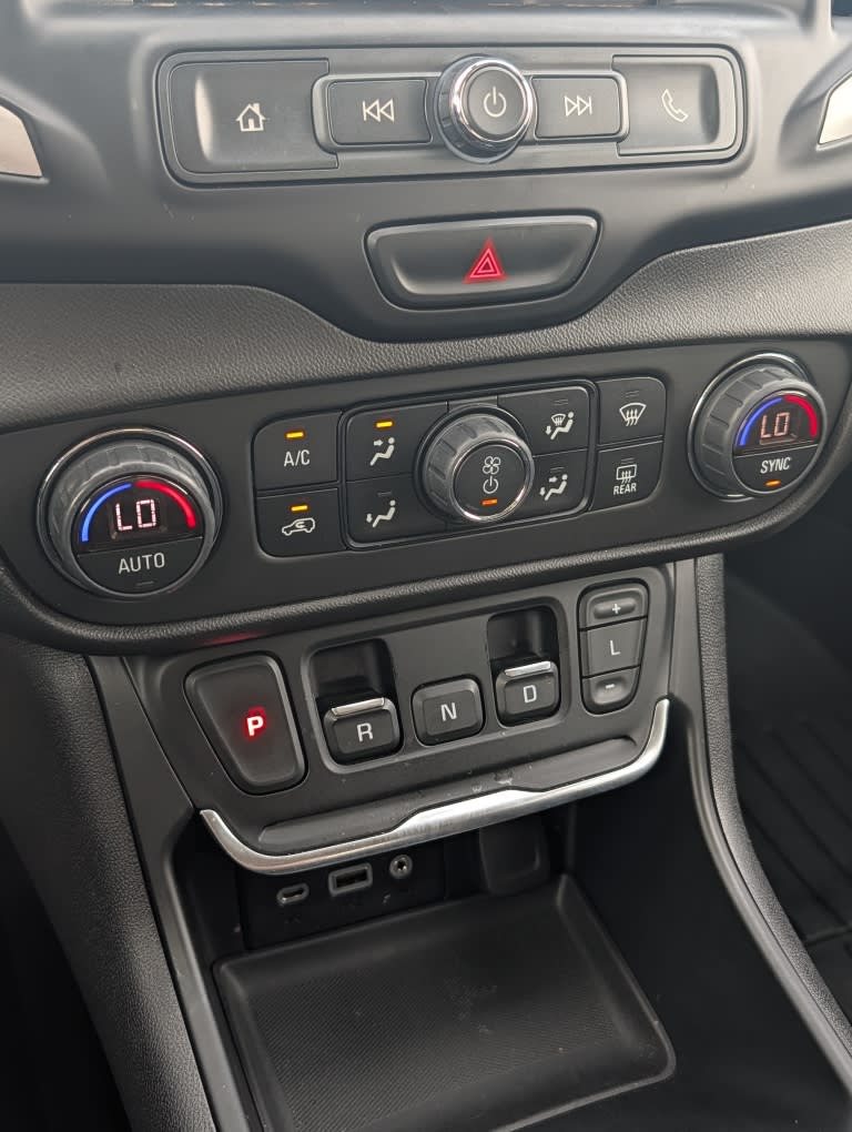 Thumbnail: 2019 GMC Terrain - 22