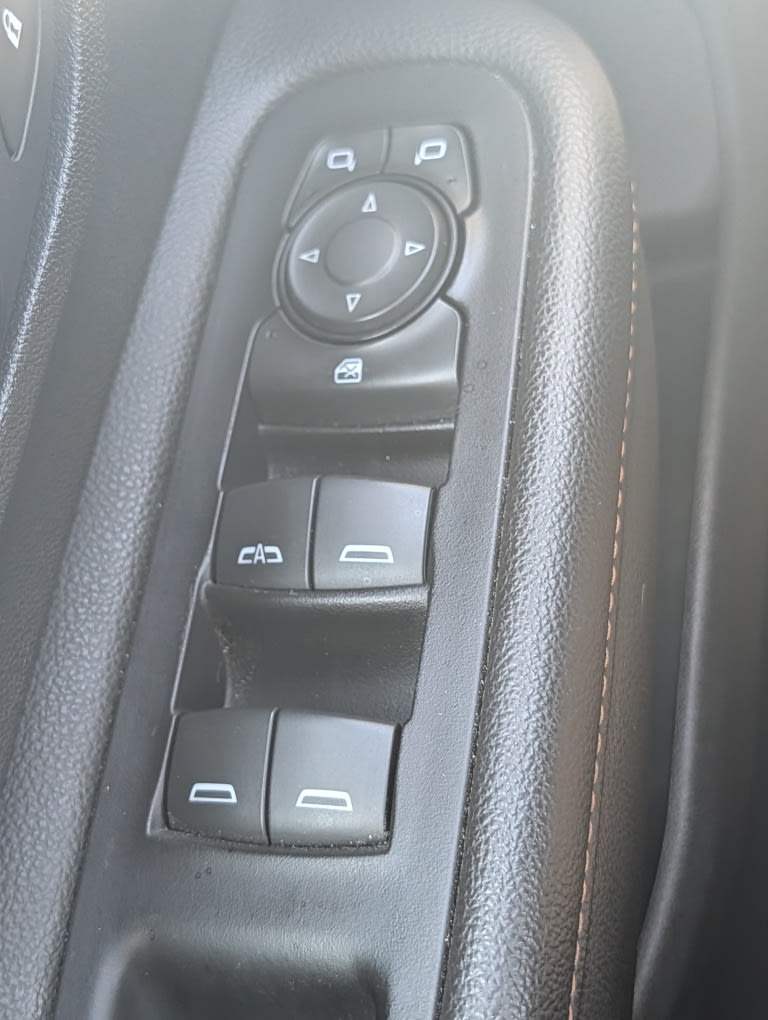 Thumbnail: 2019 GMC Terrain - 24