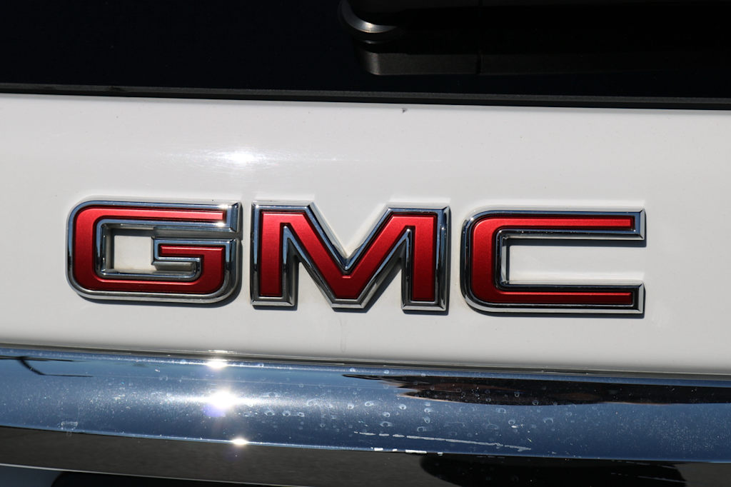 Thumbnail: 2024 GMC Terrain - 17