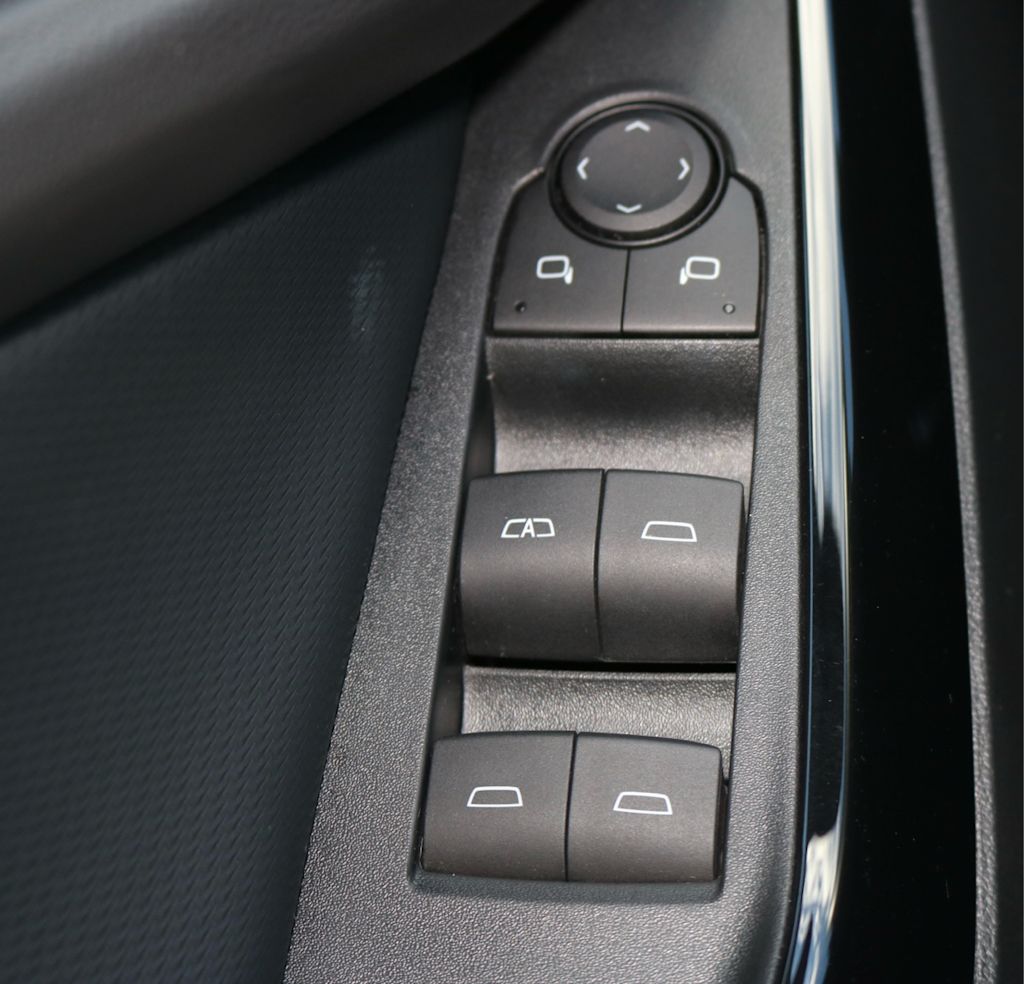 Thumbnail: 2025 Chevrolet Equinox - 27