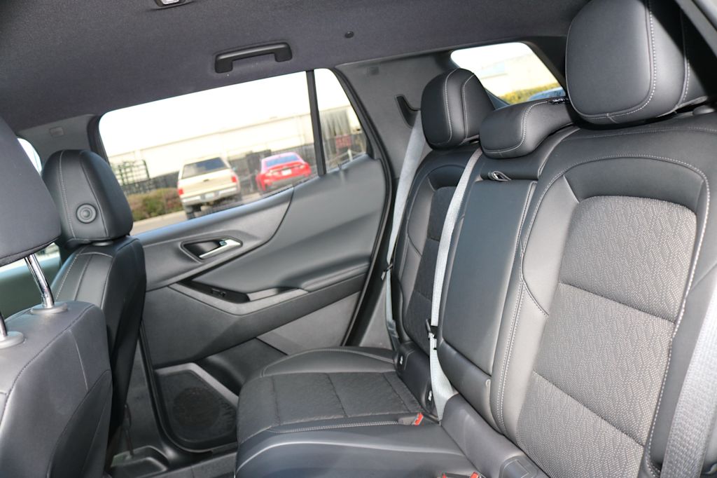 Thumbnail: 2025 Chevrolet Equinox - 28