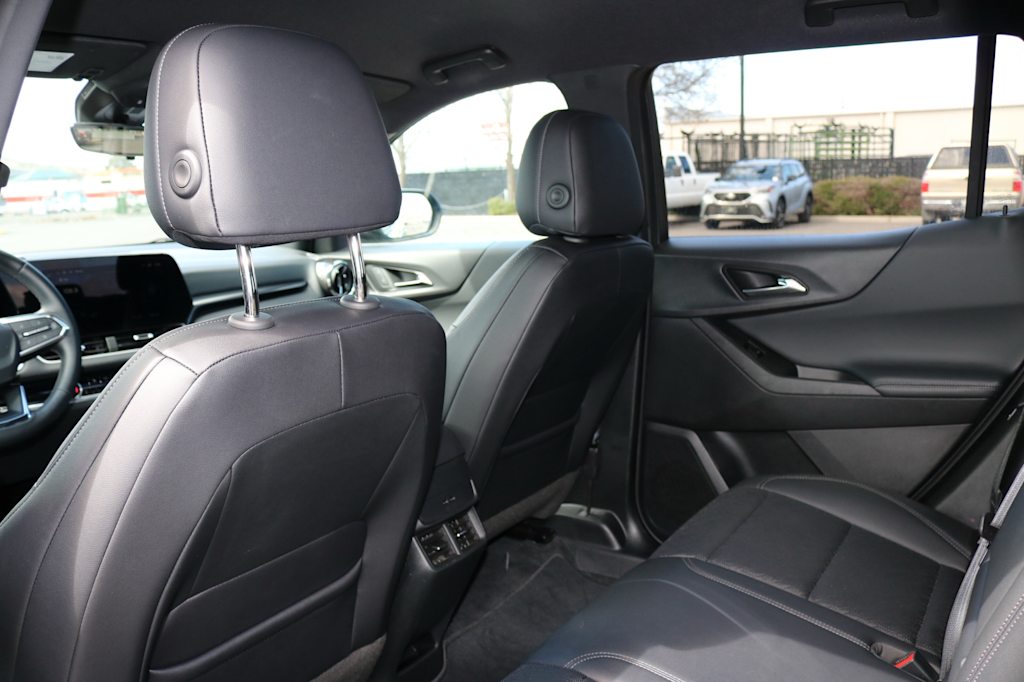 Thumbnail: 2025 Chevrolet Equinox - 30