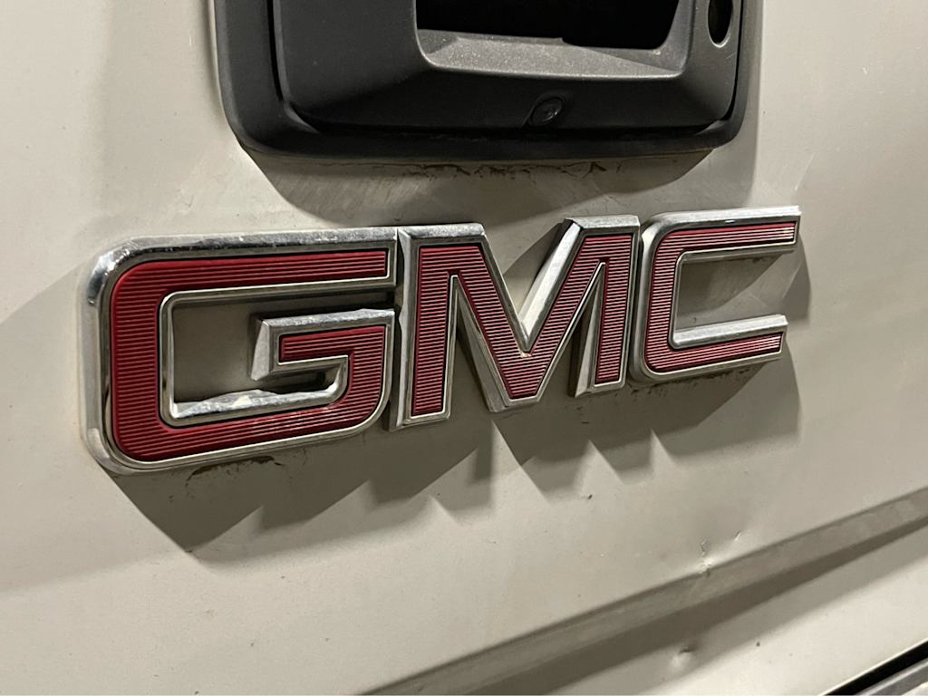 Thumbnail: 2016 GMC Sierra 1500 - 9