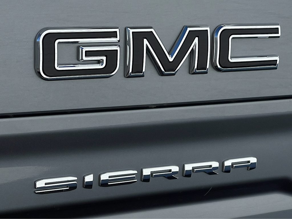 2022 GMC Sierra 1500 Elevation 18