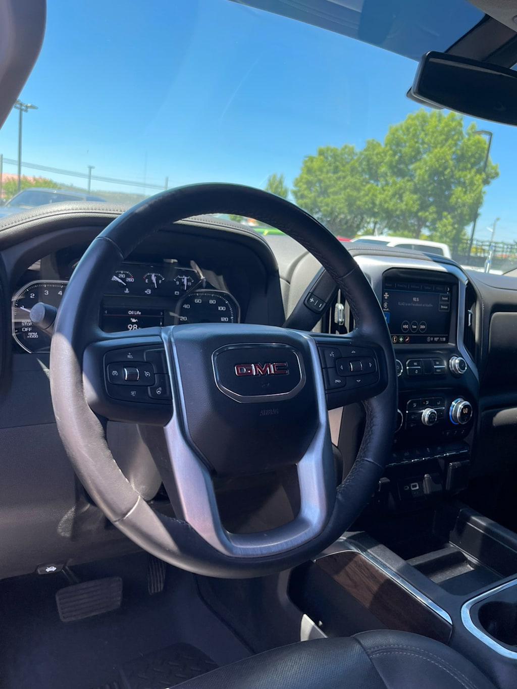 Thumbnail: 2022 GMC Sierra 1500 - 12