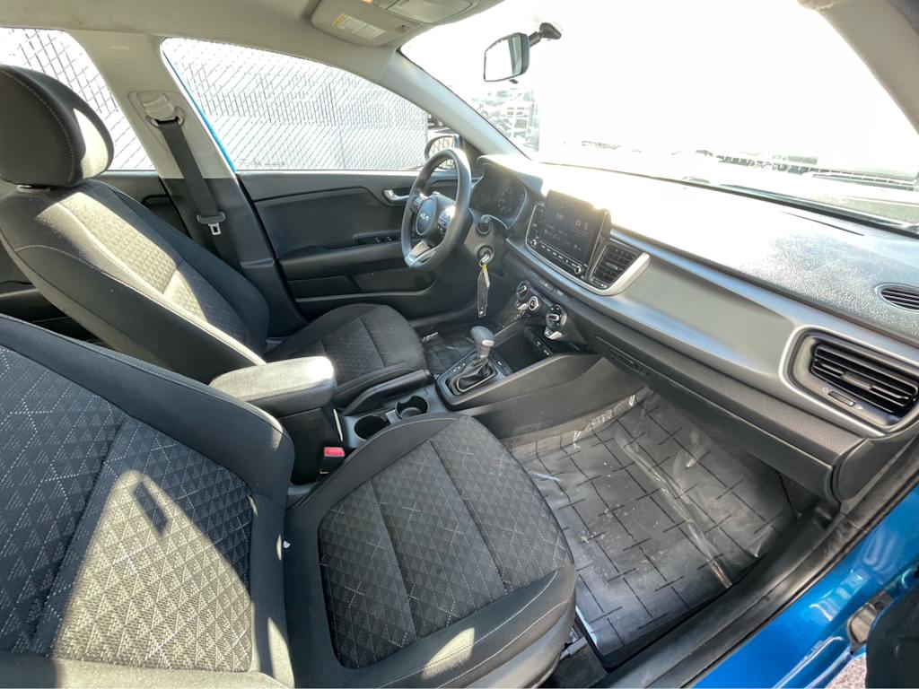 Thumbnail: 2023 Kia Rio - 26