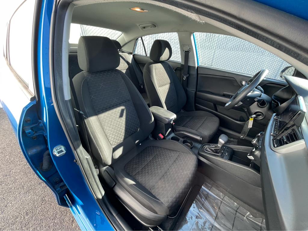 Thumbnail: 2023 Kia Rio - 27