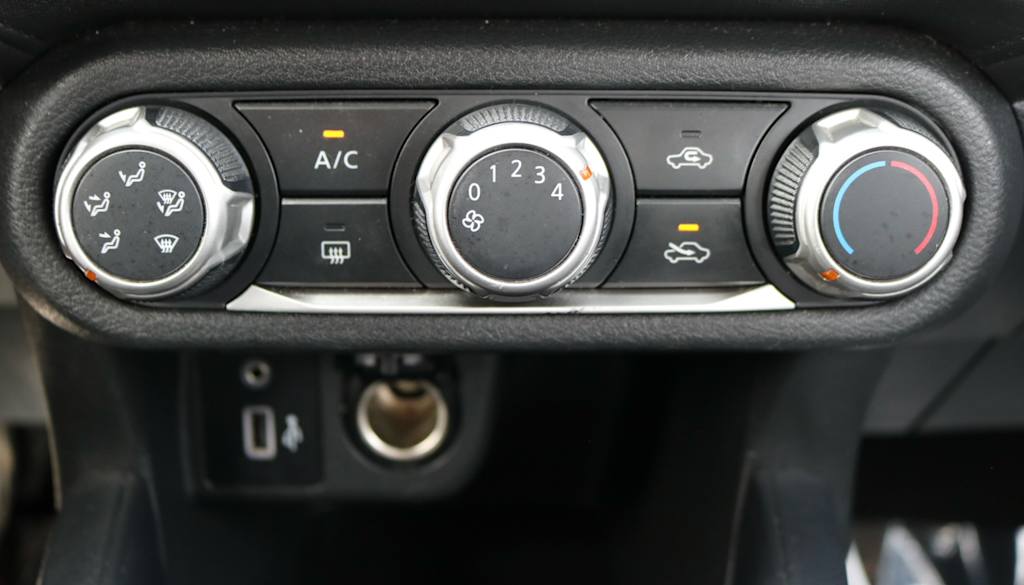 Thumbnail: 2020 Nissan Versa - 21