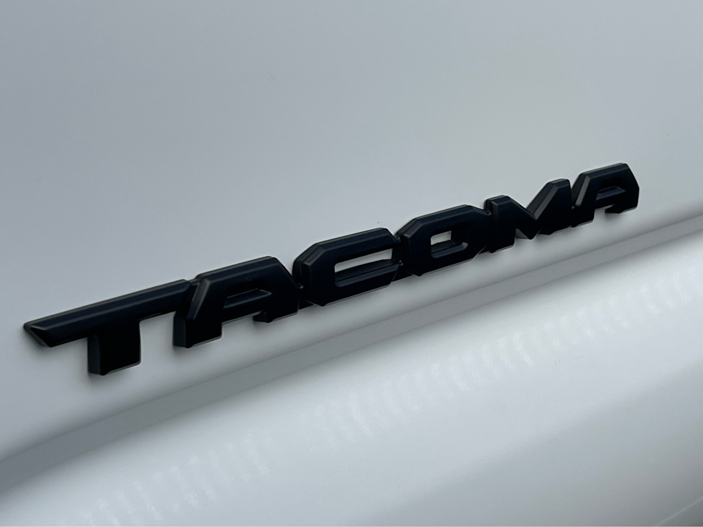 Thumbnail: 2019 Toyota Tacoma - 6