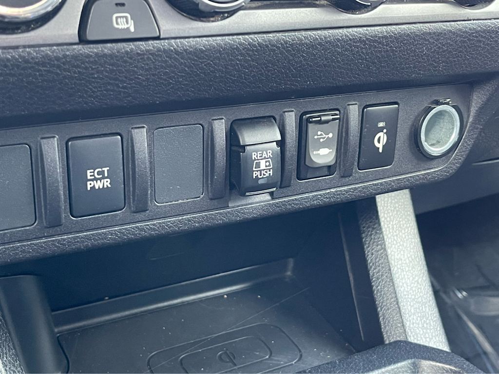 Thumbnail: 2019 Toyota Tacoma - 22