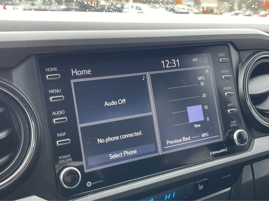 Thumbnail: 2022 Toyota Tacoma - 13