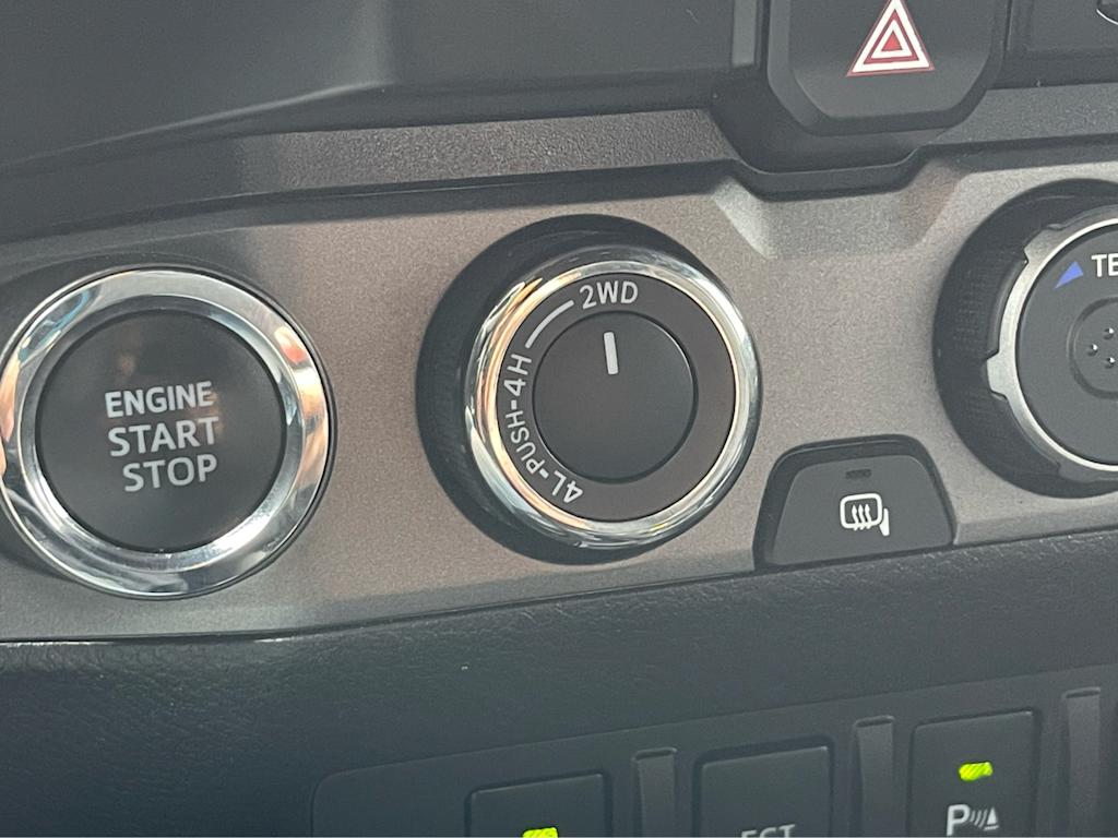 Thumbnail: 2022 Toyota Tacoma - 23