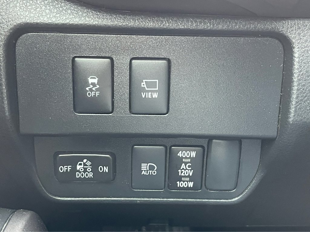 Thumbnail: 2022 Toyota Tacoma - 24