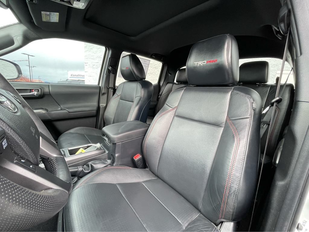 Thumbnail: 2022 Toyota Tacoma - 9