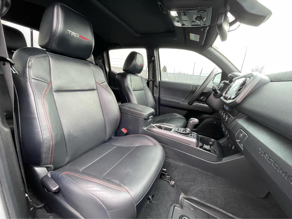 Thumbnail: 2022 Toyota Tacoma - 30