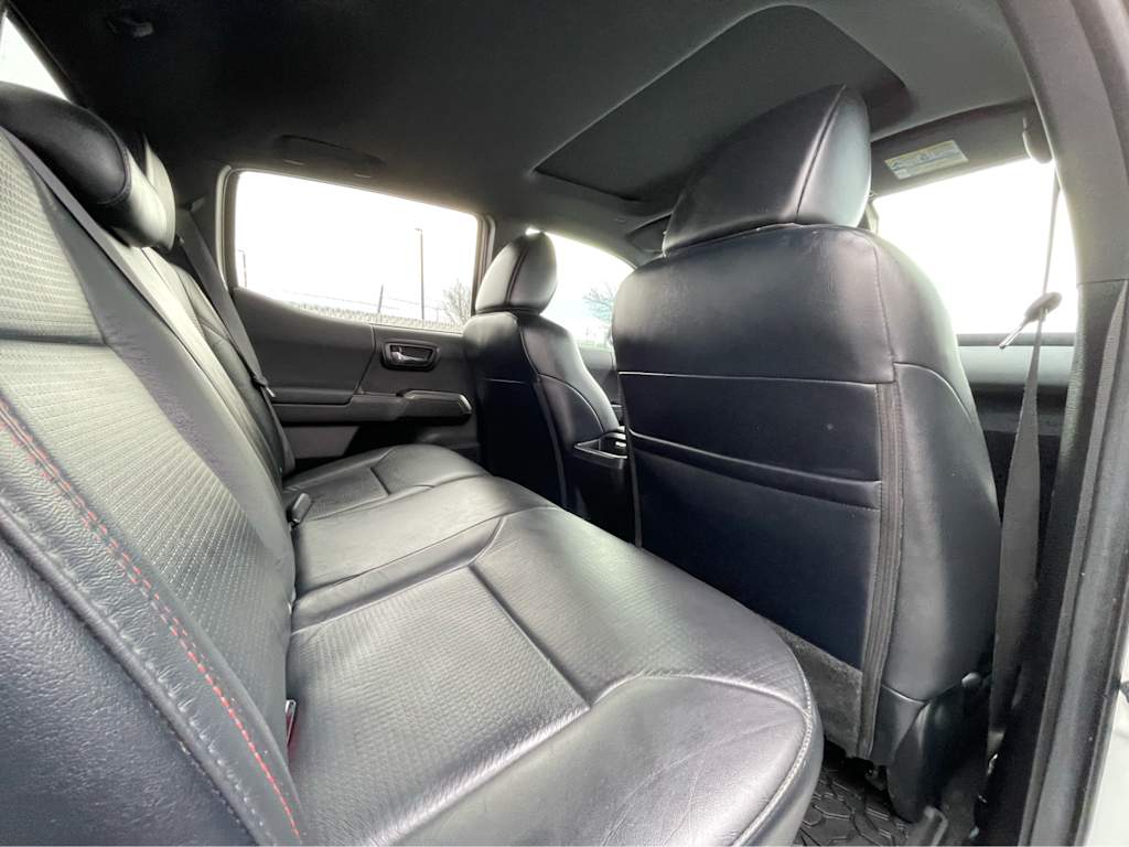 Thumbnail: 2022 Toyota Tacoma - 28