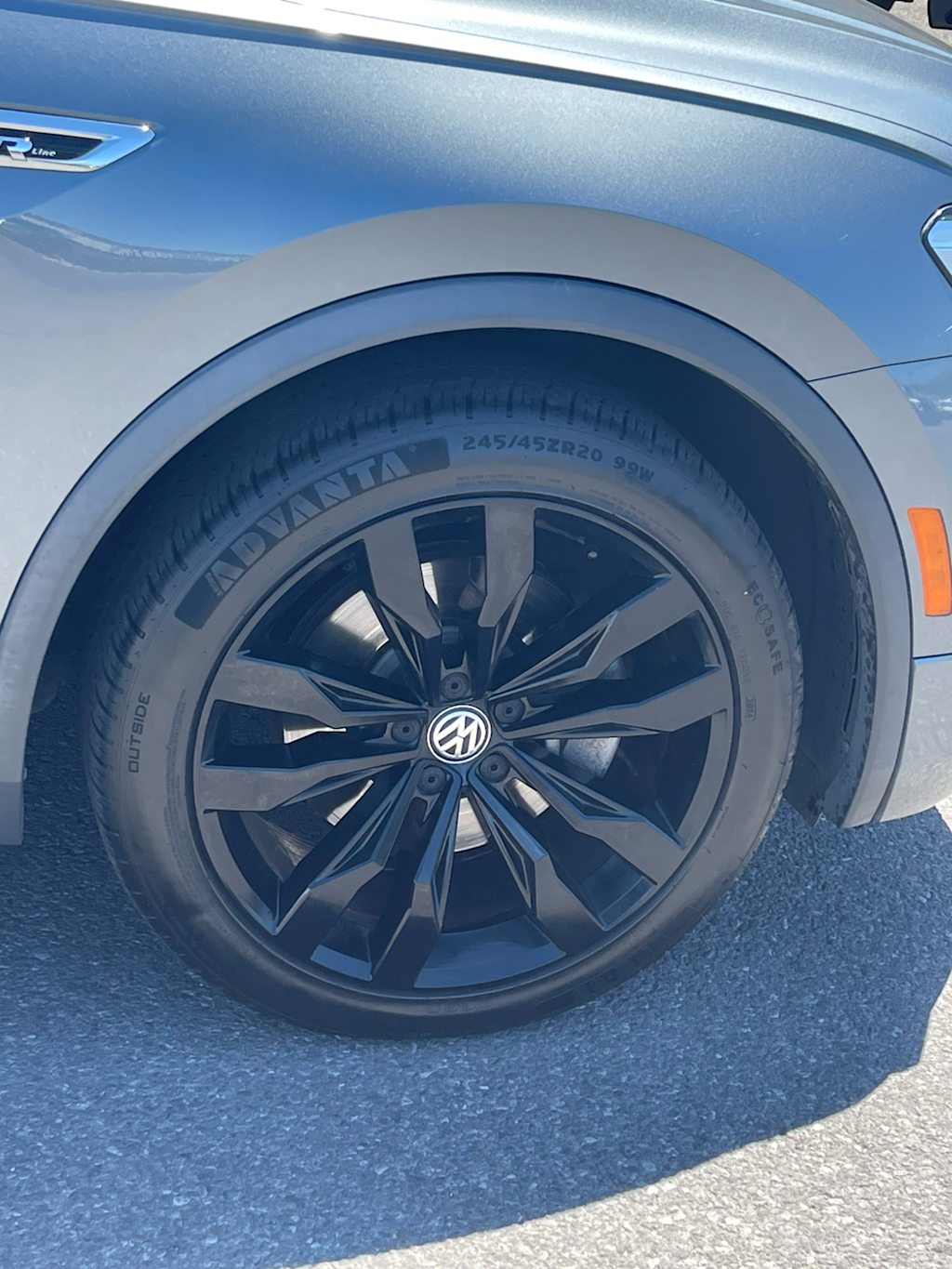 Thumbnail: 2020 Volkswagen Tiguan - 6