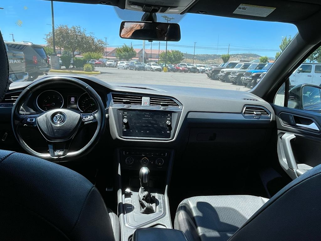 Thumbnail: 2020 Volkswagen Tiguan - 7
