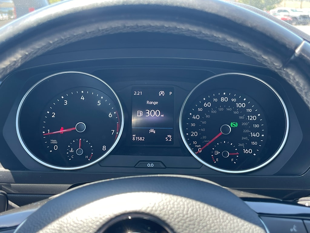 Thumbnail: 2020 Volkswagen Tiguan - 13