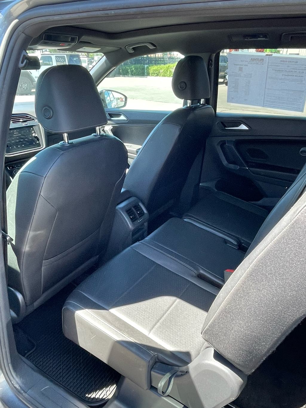 Thumbnail: 2020 Volkswagen Tiguan - 27