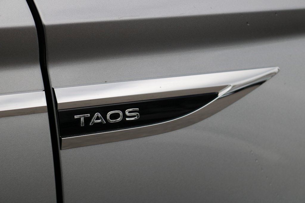 Thumbnail: 2023 Volkswagen Taos - 5