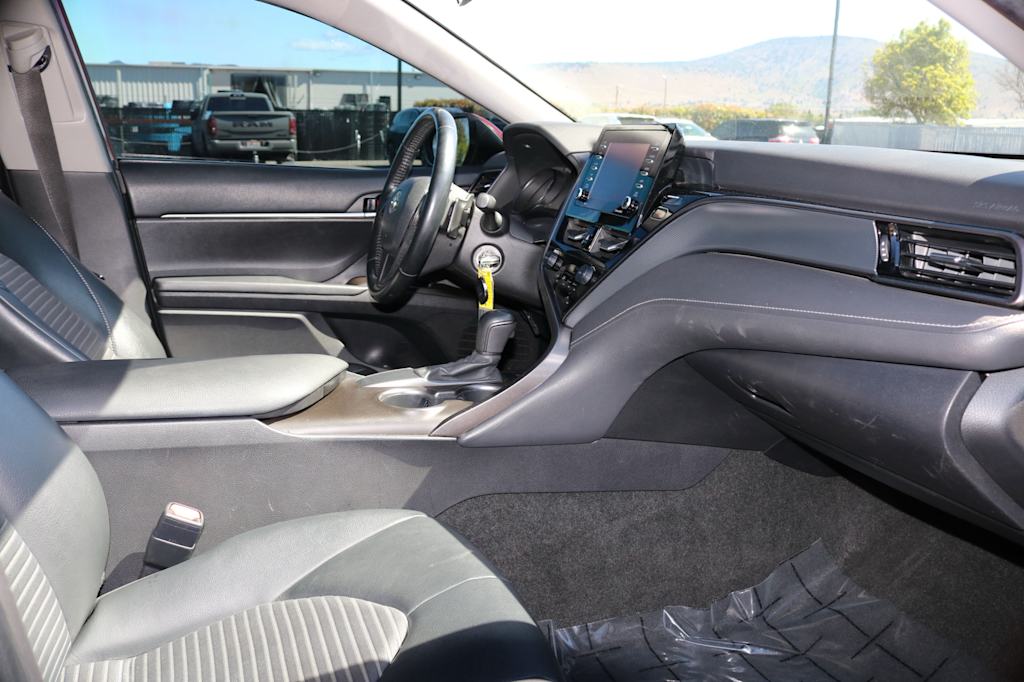 Thumbnail: 2021 Toyota Camry - 12