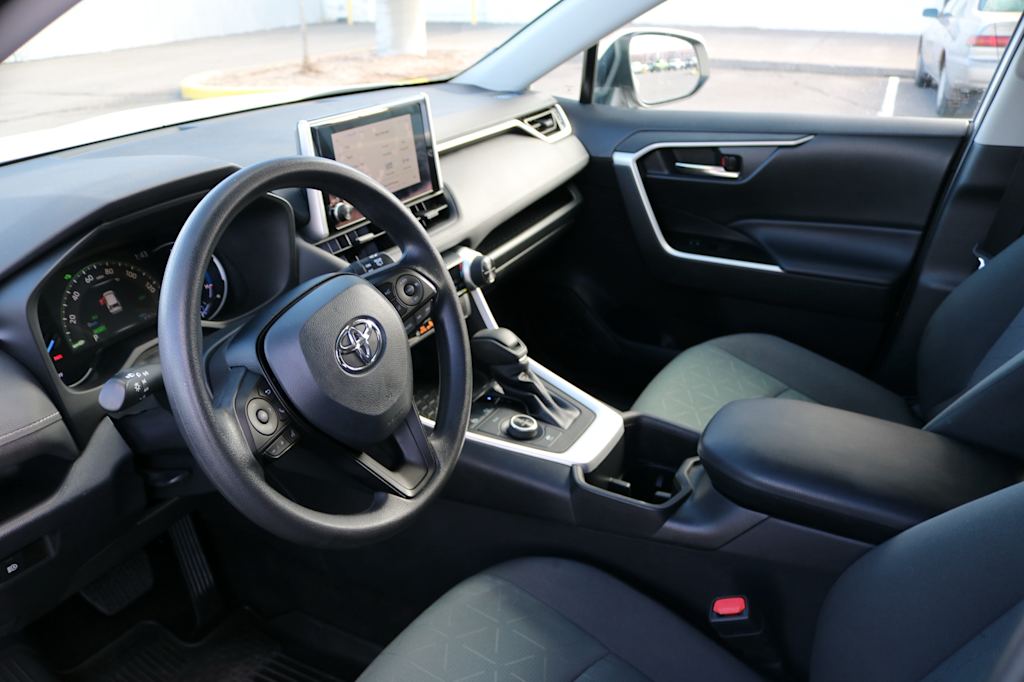 Thumbnail: 2024 Toyota RAV4 - 2