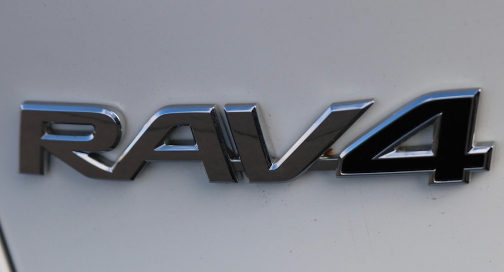 Thumbnail: 2024 Toyota RAV4 - 20