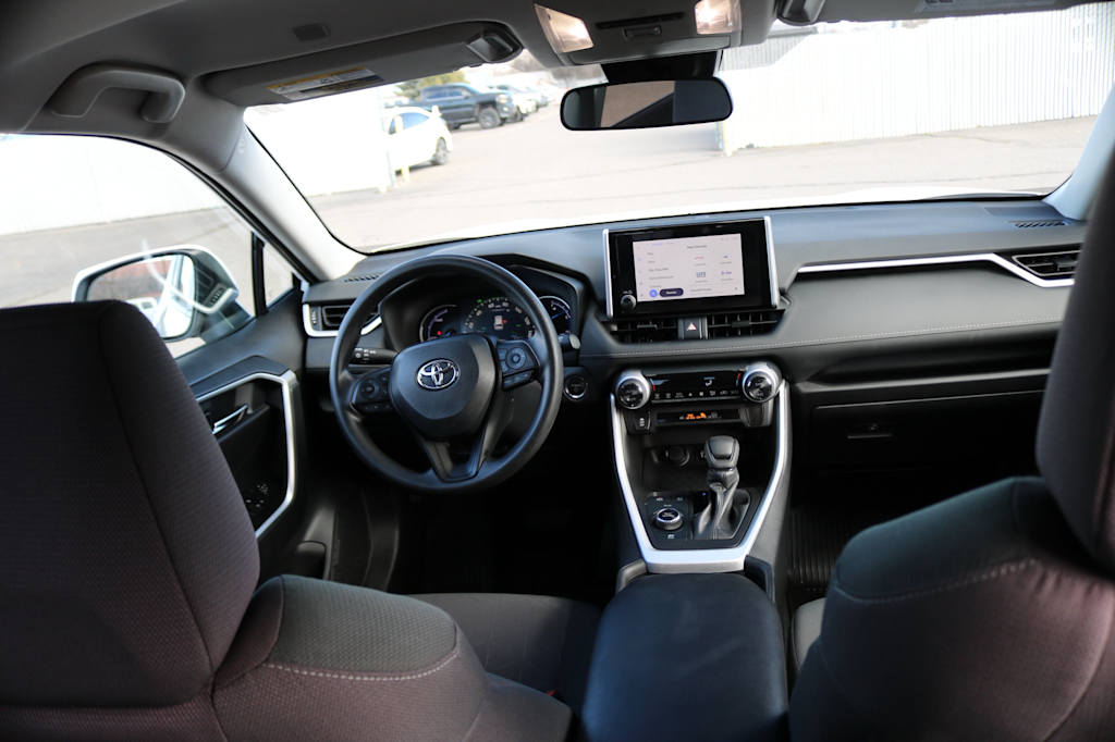 Thumbnail: 2024 Toyota RAV4 - 8