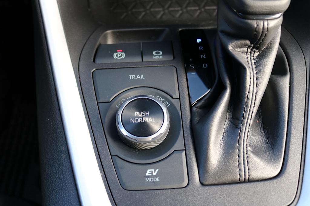 Thumbnail: 2024 Toyota RAV4 - 14