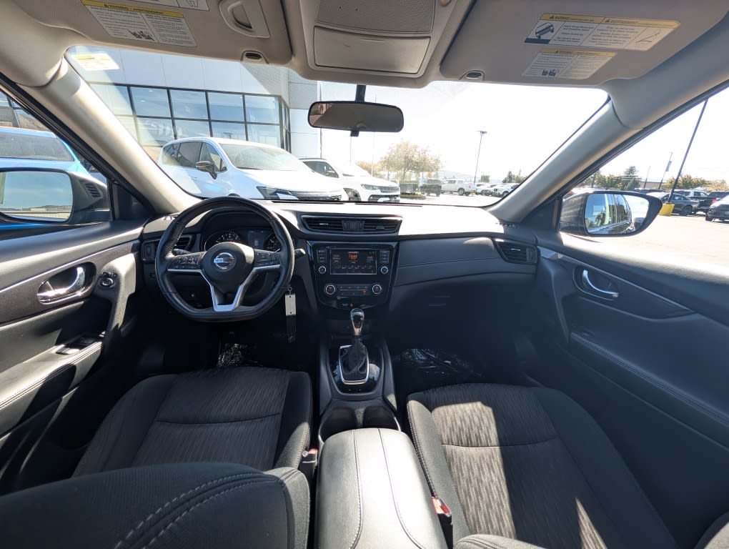 Thumbnail: 2018 Nissan Rogue - 8