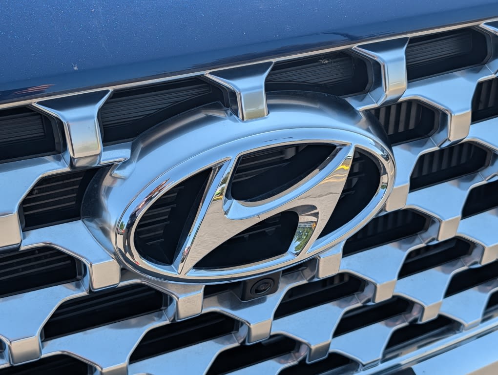 Thumbnail: 2023 Hyundai Santa Fe - 8