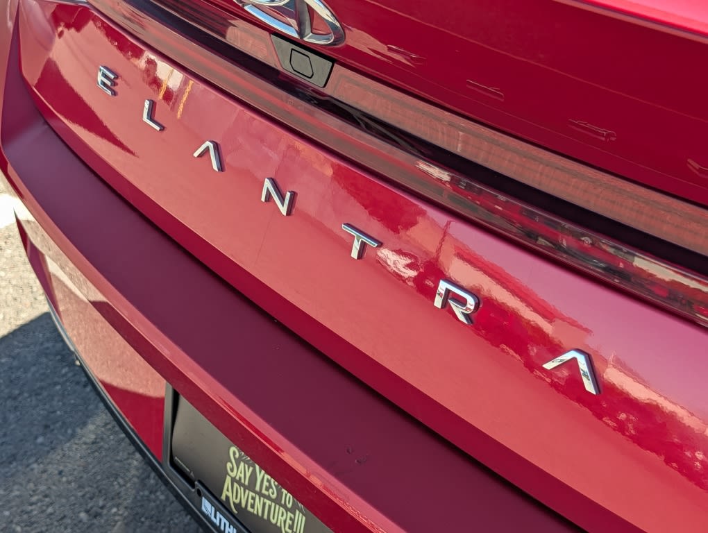 Thumbnail: 2021 Hyundai Elantra - 19