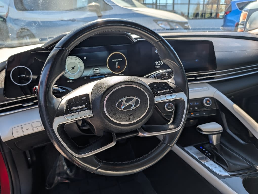 Thumbnail: 2021 Hyundai Elantra - 8