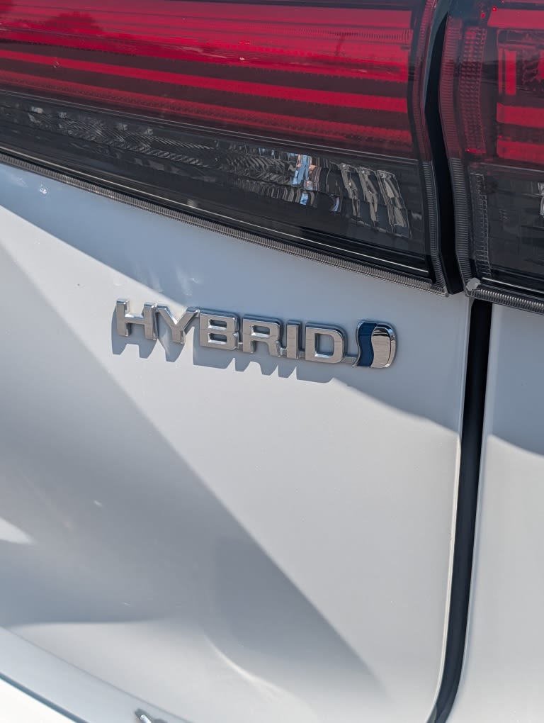 Thumbnail: 2022 Toyota Highlander - 6