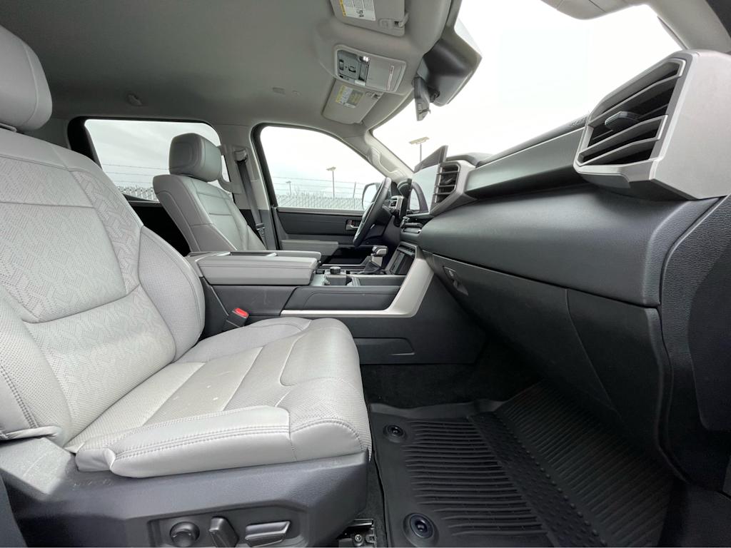 2023 Toyota Tundra Limited 12